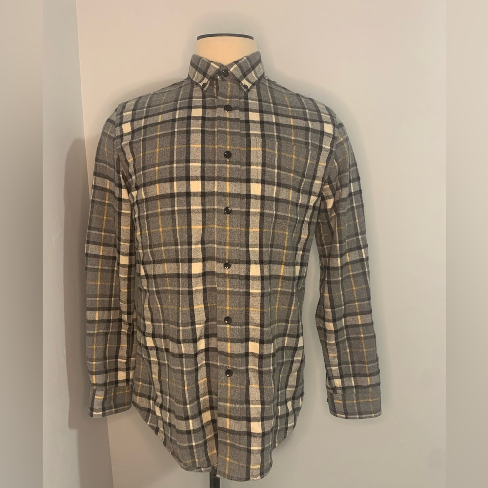 LL Bean Shirt Mens M Gray Flannel Slightly Fitted Long Sleeve Midweight Outdoor